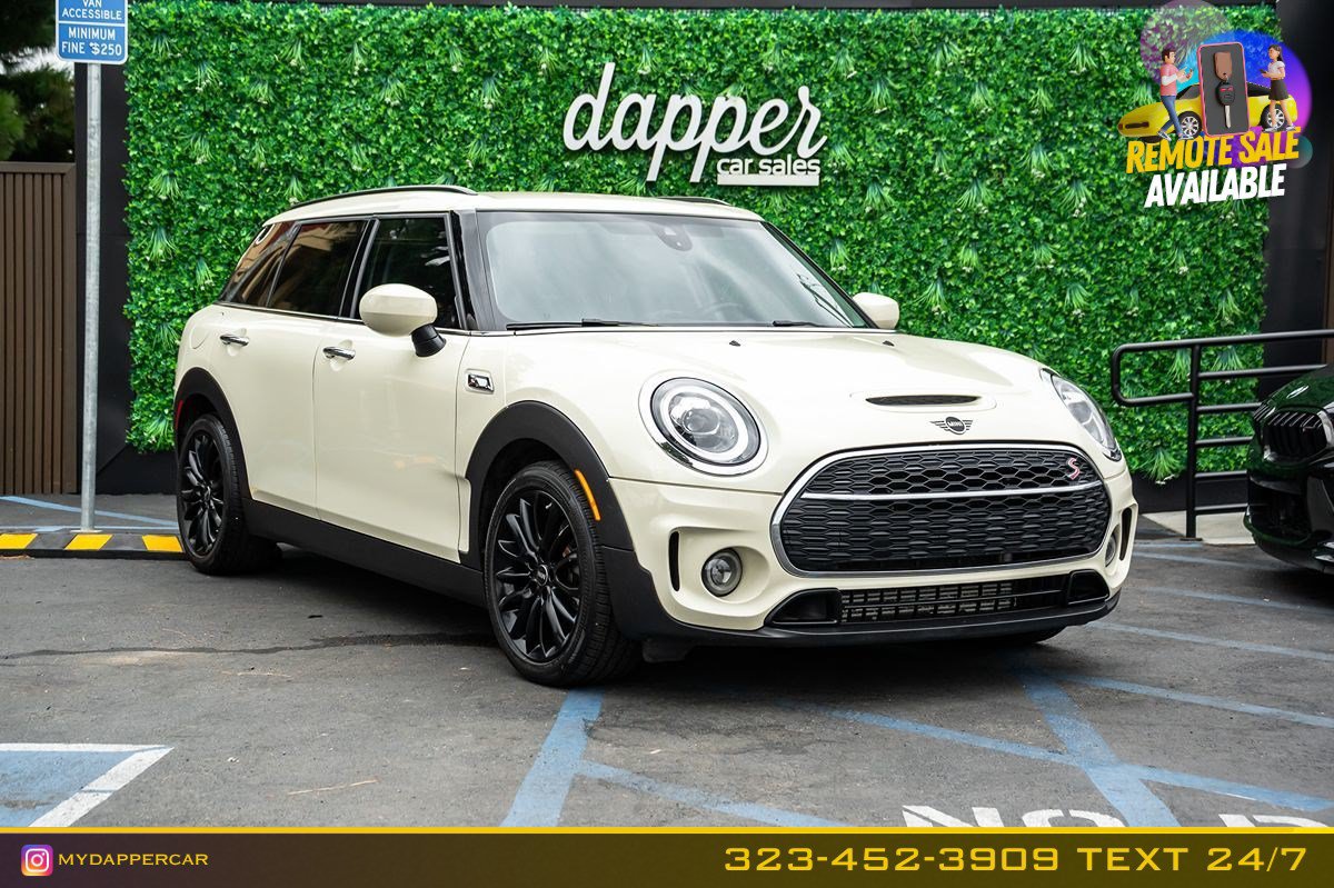 Used 2021 MINI Cooper Clubman S w/ Storage Package FWD image 3
