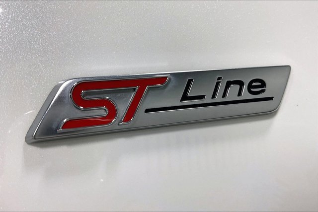 Used 2025 Ford Explorer ST-Line AWD/4WD image 8