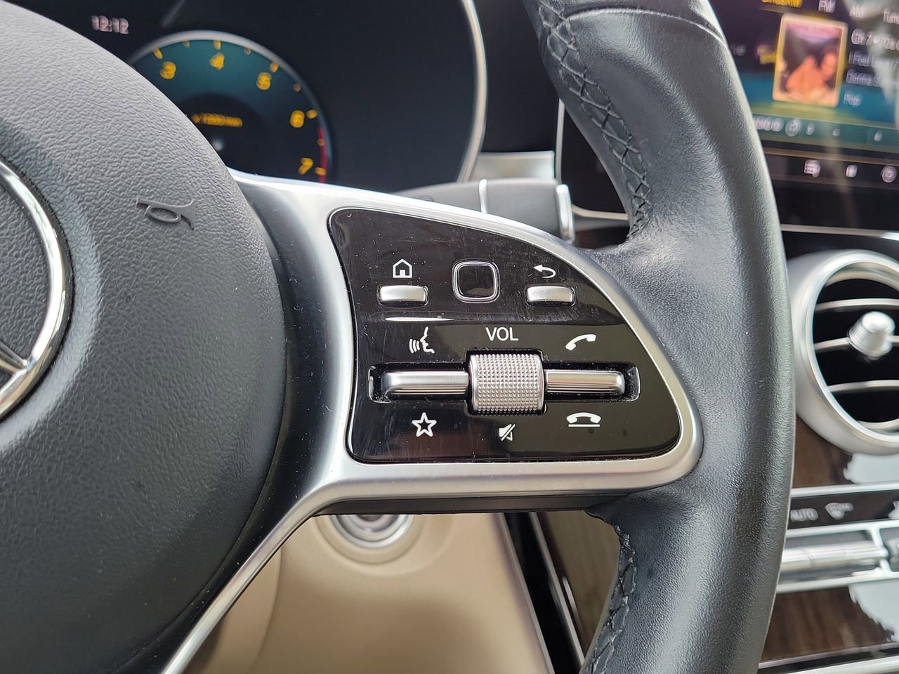 Certified 2022 Mercedes-Benz GLC 300 image 30