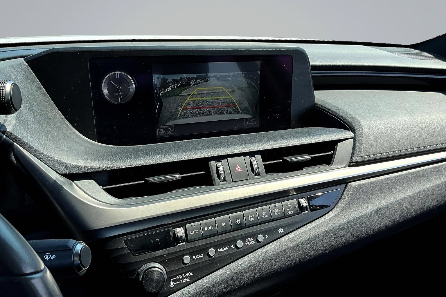 Used 2019 Lexus ES 350 w/ Accessory Package 2 FWD image 17