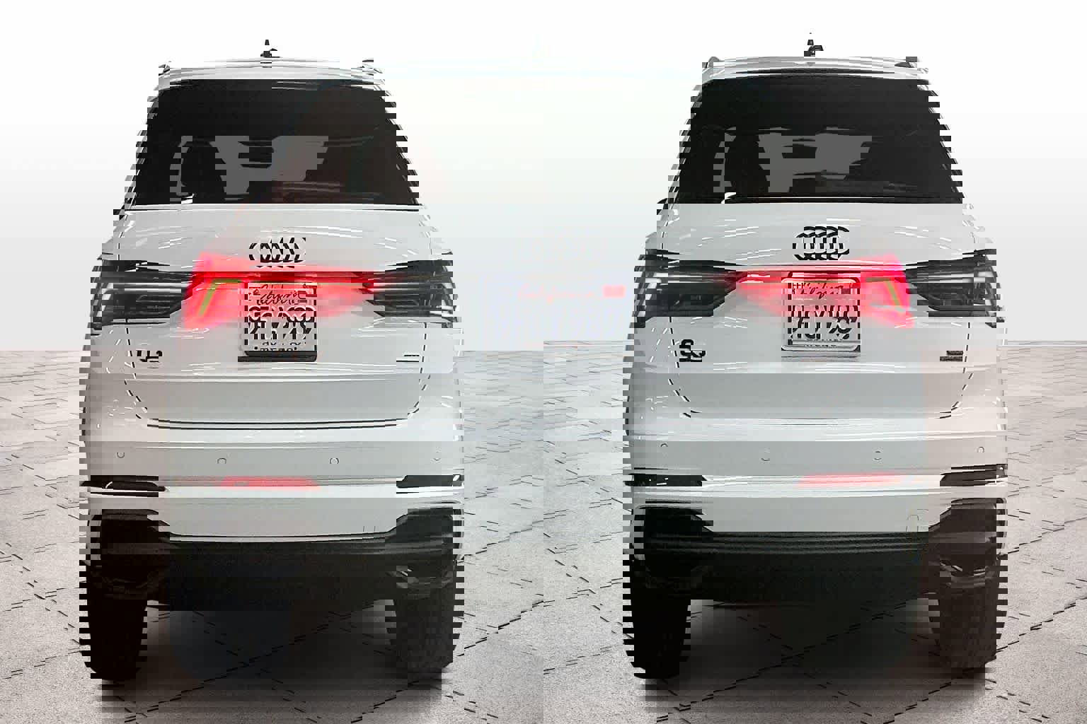 Certified 2023 Audi Q3 2.0T Premium Plus w/ Premium Plus Package image 7