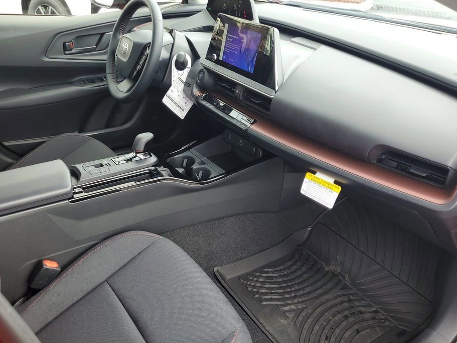 New 2026 Toyota Prius Plug-In Hybrid image 31