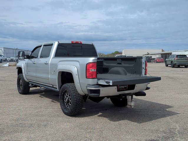Used 2018 GMC Sierra 2500 Denali w/ Duramax Plus Package image 7