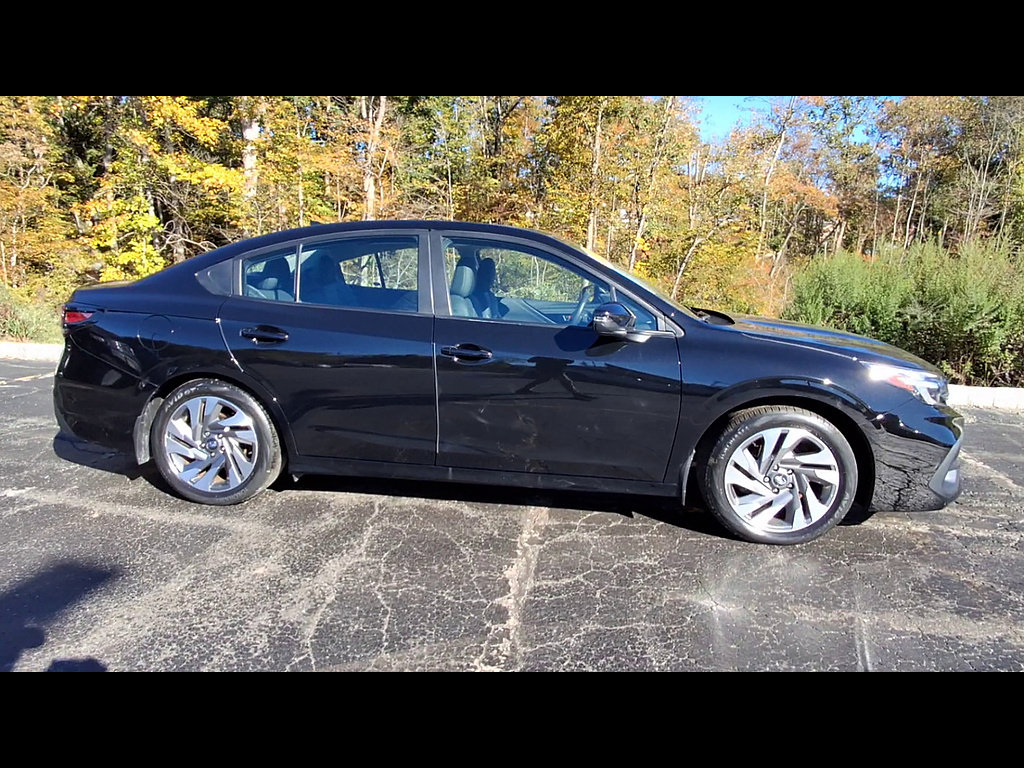 Used 2024 Subaru Legacy Limited AWD/4WD image 9