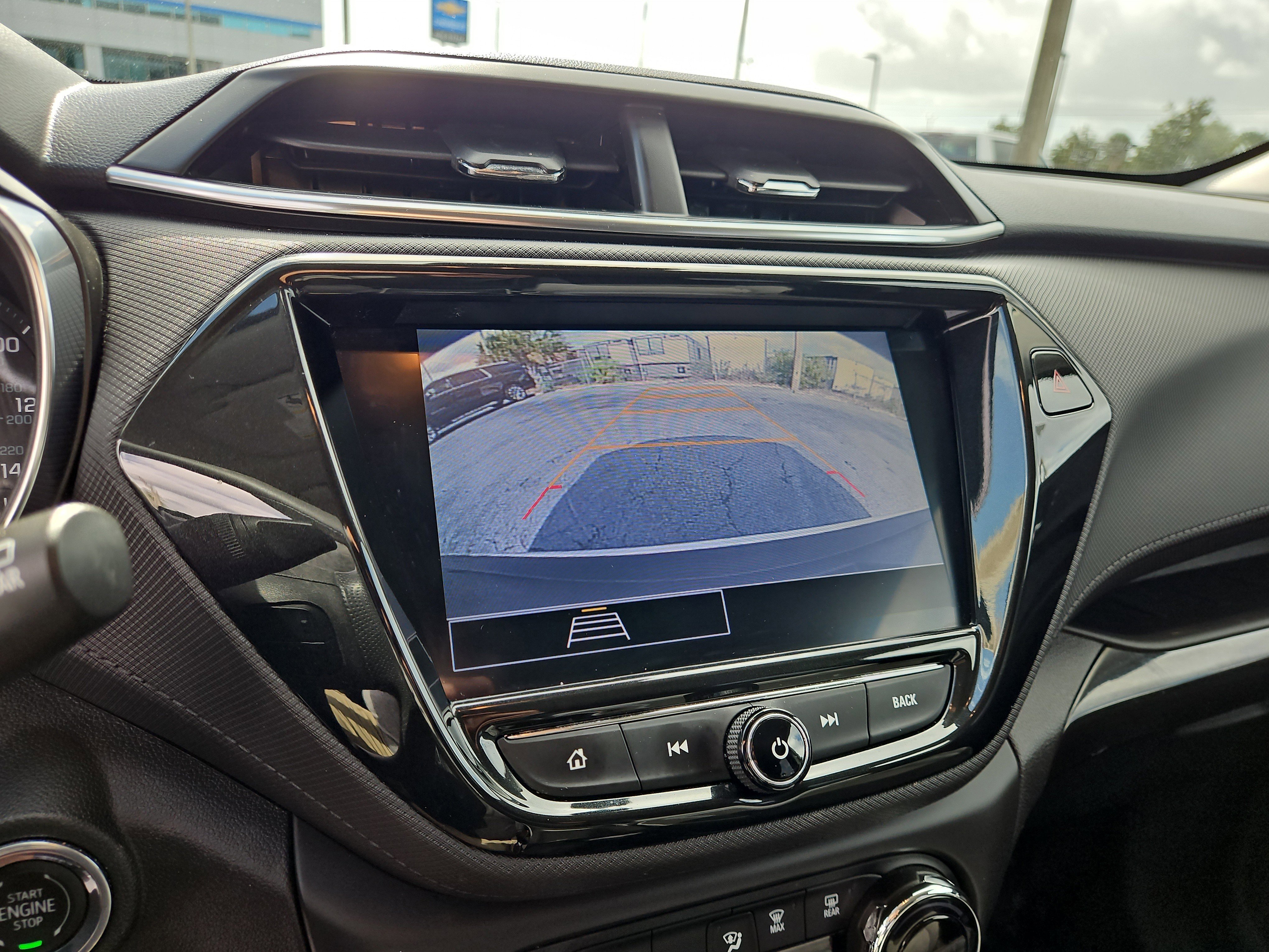 Used 2023 Chevrolet TrailBlazer LT w/ Convenience Package image 25