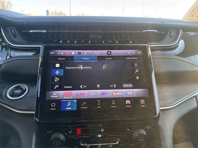 Used 2022 Jeep Grand Cherokee Limited 4xe image 18