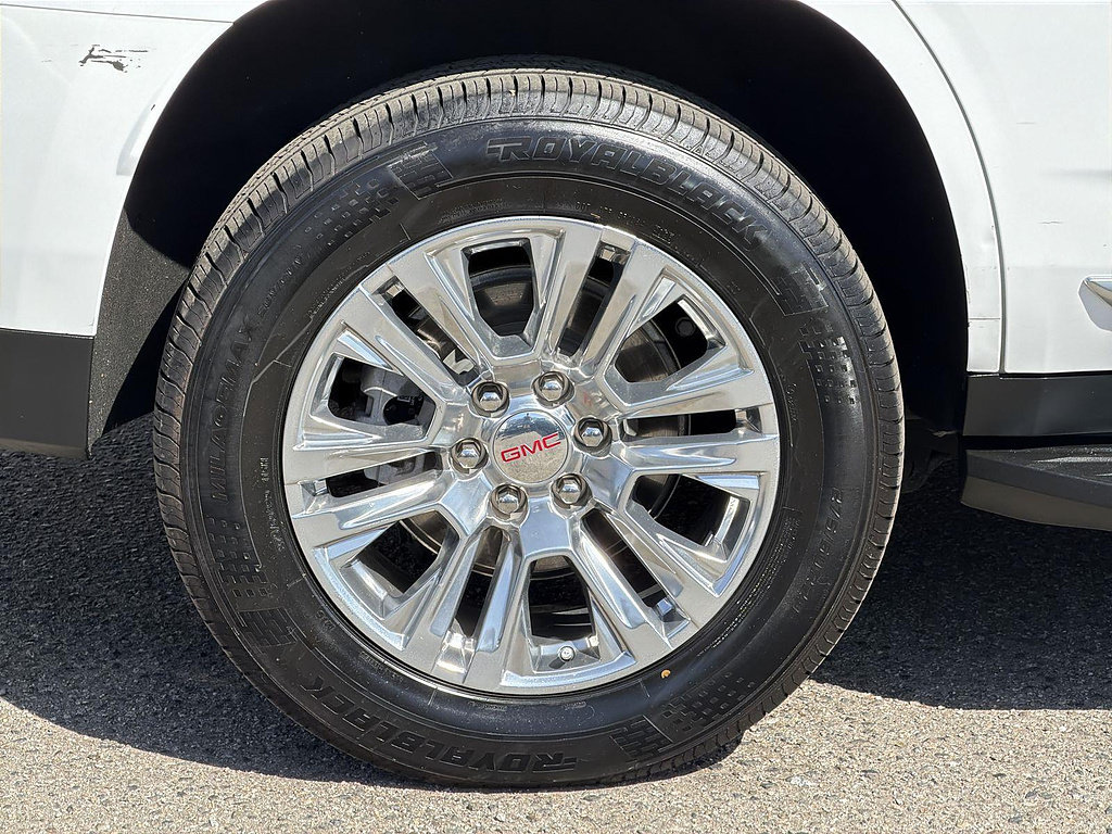 Used 2024 GMC Yukon Denali RWD image 33