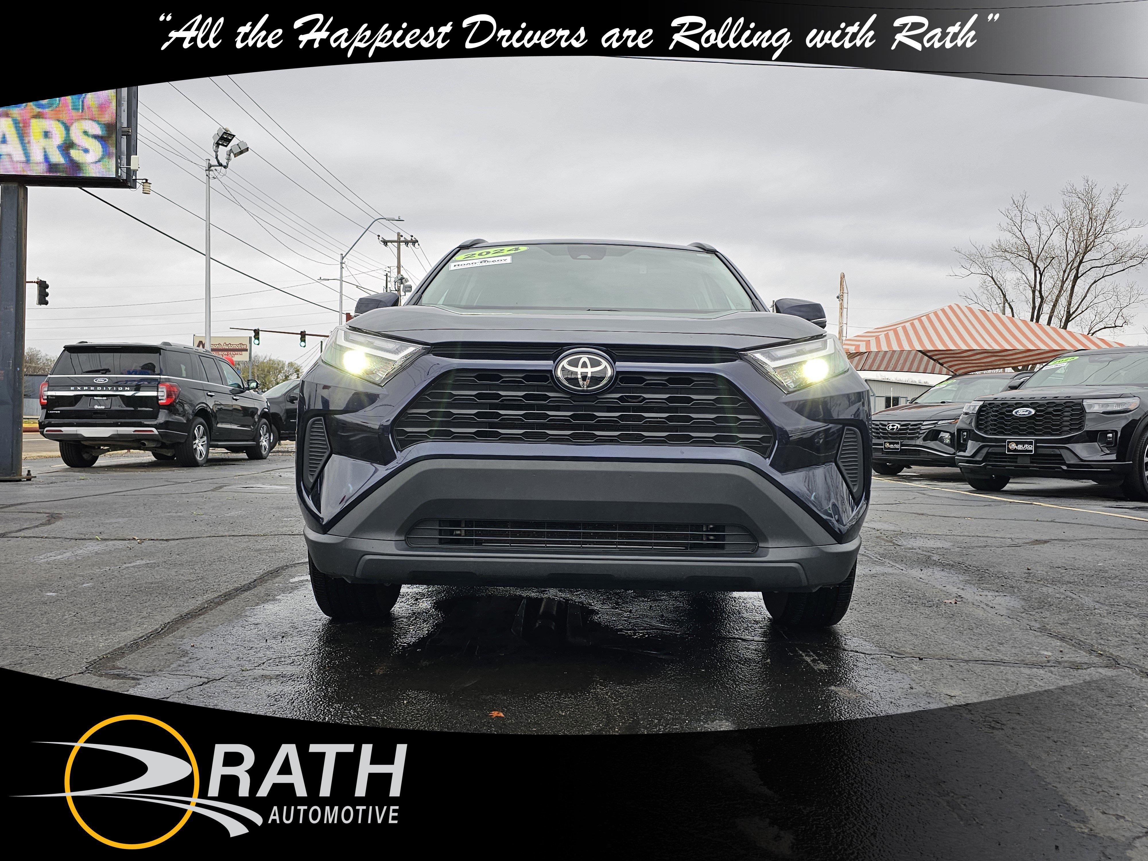 Used 2024 Toyota RAV4 XLE image 3