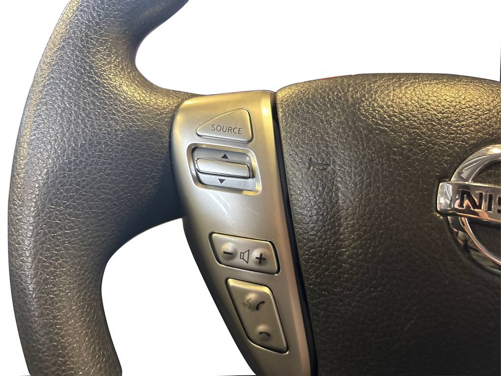 Used 2018 Nissan Versa Note S FWD image 32