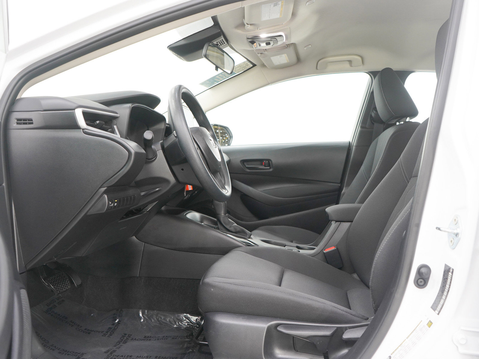 Used 2025 Toyota Corolla LE FWD image 22