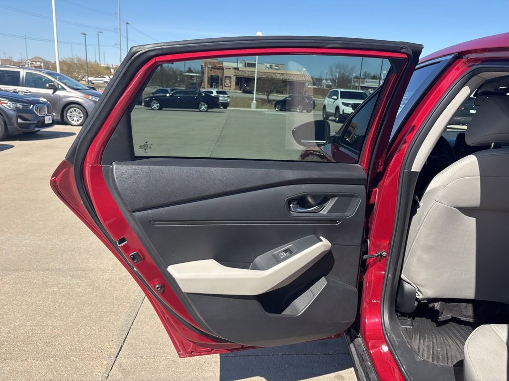 Used 2023 Honda Accord LX image 31