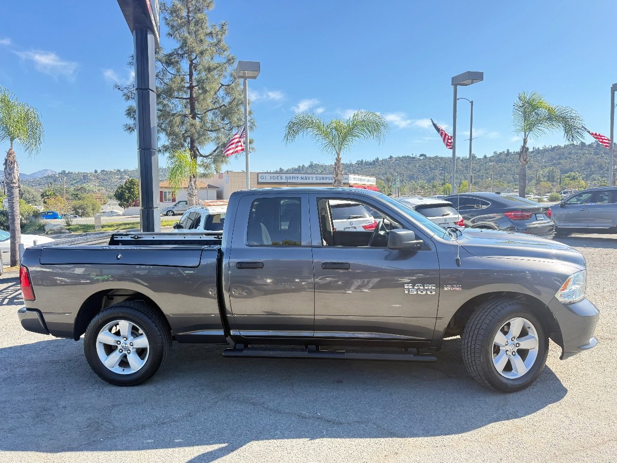 Used 2015 RAM 1500 Express image 10