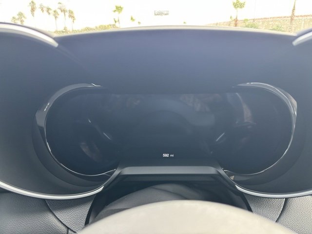 Used 2024 Alfa Romeo Giulia Quadrifoglio image 11