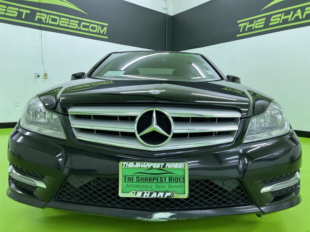 Used 2013 Mercedes-Benz C 300 4MATIC Sedan image 3