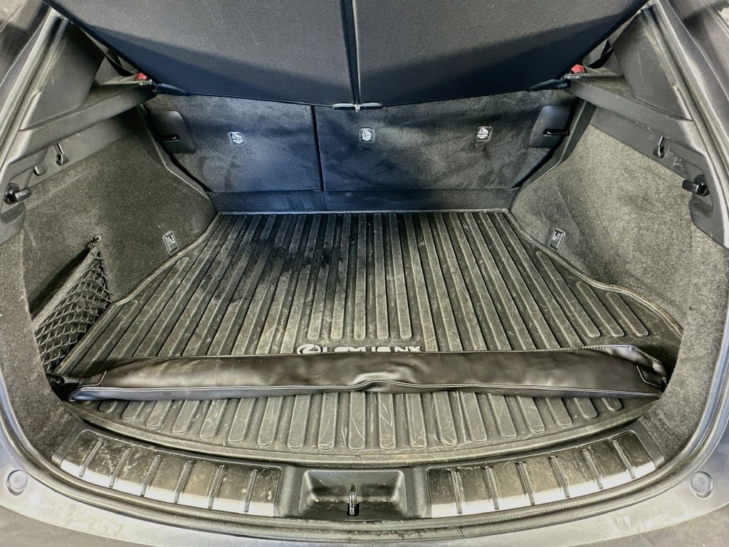 Used 2025 Lexus NX 350h AWD w/ Rear Seat Package image 35