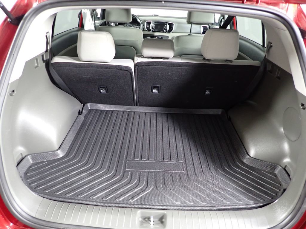 Used 2019 Kia Sportage LX image 19