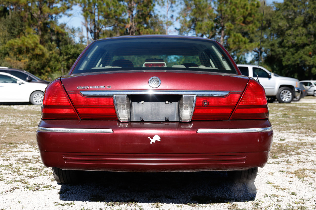 Used 2005 Mercury Grand Marquis GS image 7