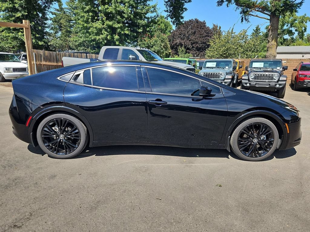 Used 2026 Toyota Prius AWD image 8
