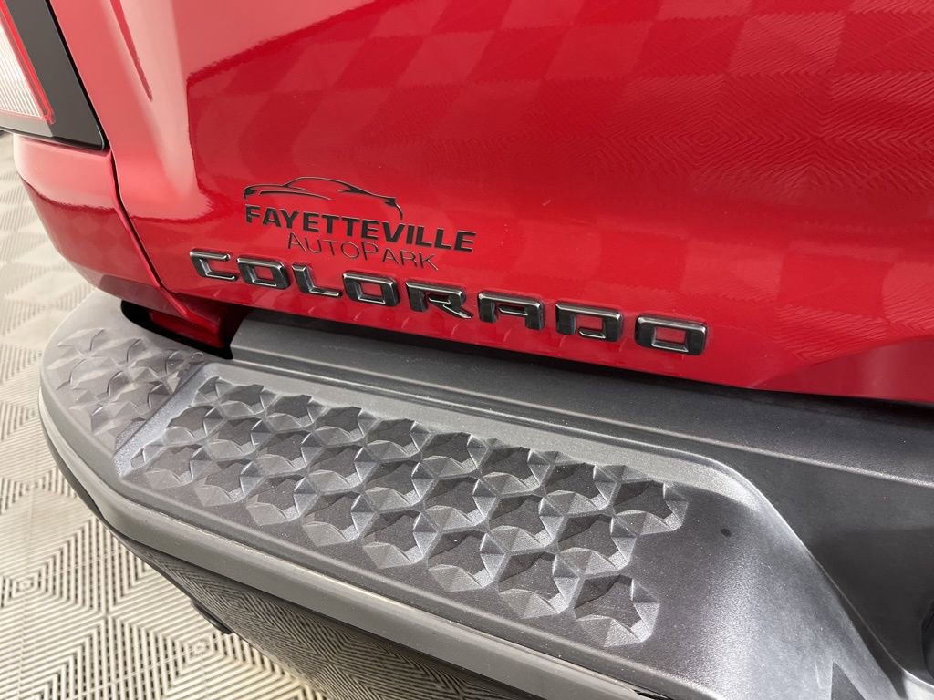 Certified 2024 Chevrolet Colorado ZR2 w/ Technology Package image 3