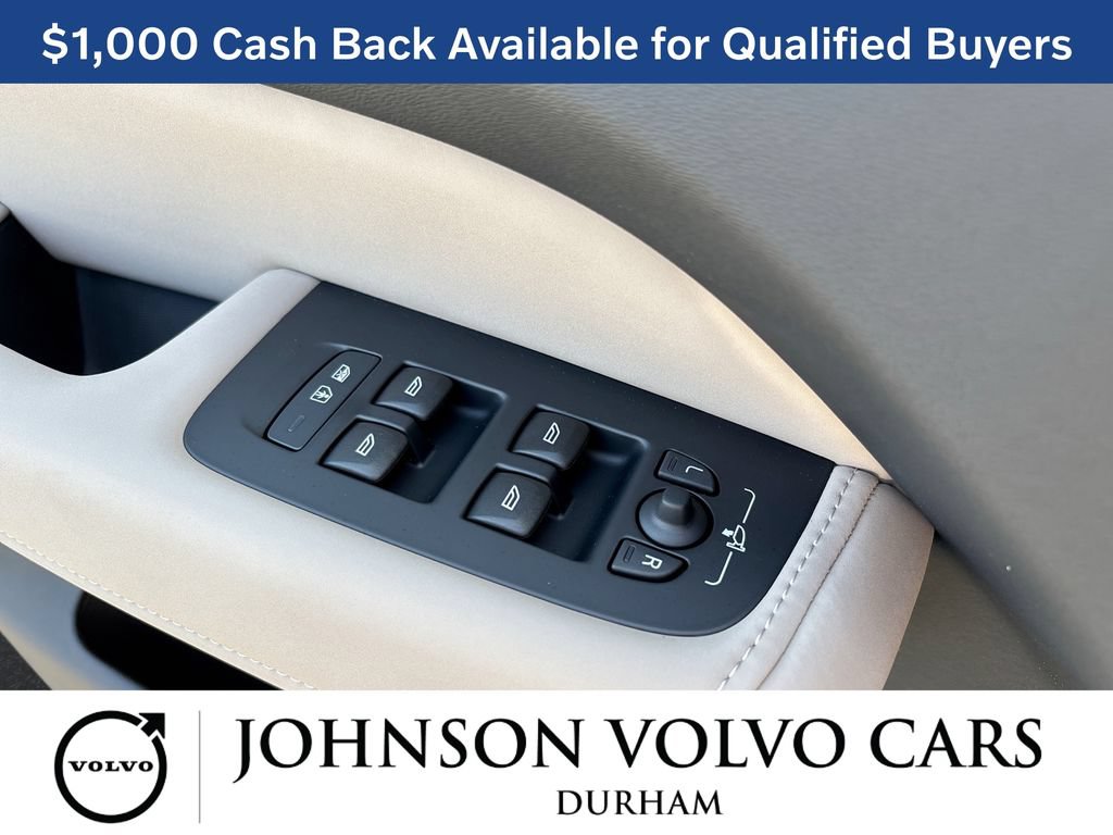 New 2026 Volvo XC60 B5 Plus w/ Protection Package Premier AWD/4WD image 10