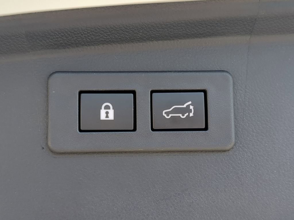 Used 2022 Subaru Outback Touring XT w/ Tech Package 3 image 10