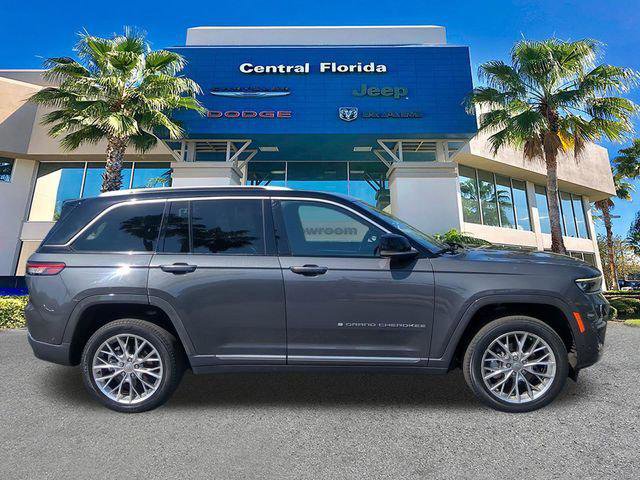 Certified 2022 Jeep Grand Cherokee Summit w/ Adv Protech Group IV image 4