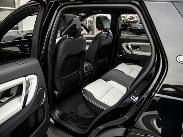 New 2026 Land Rover Discovery Sport Landmark AWD/4WD image 26
