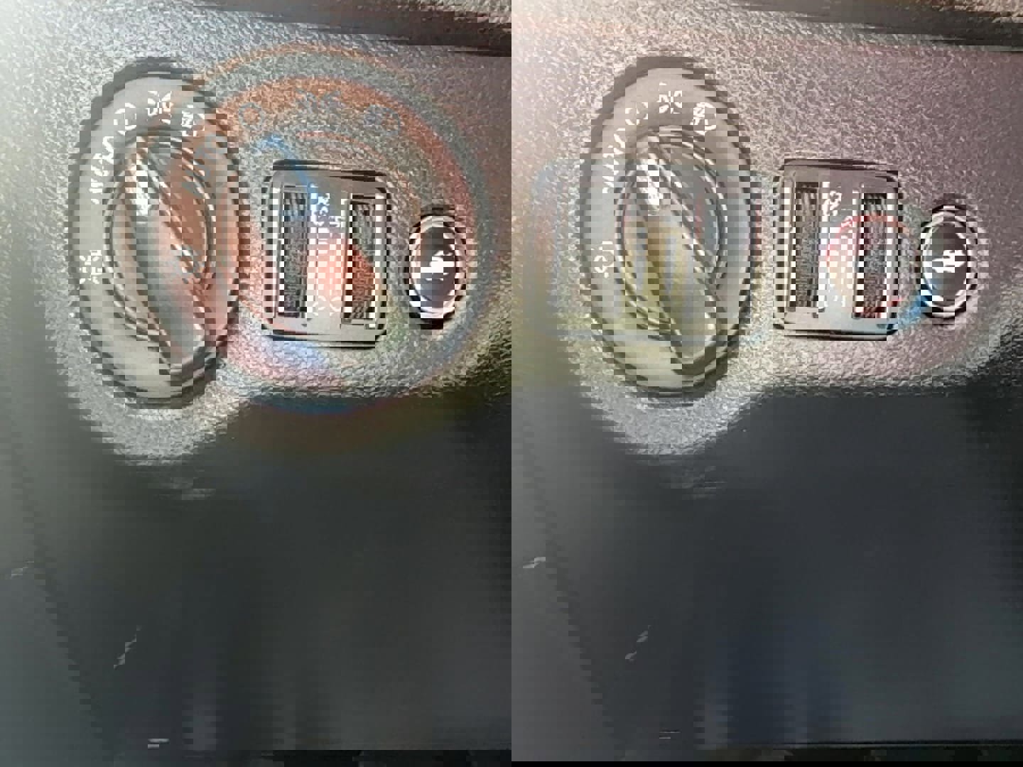 Used 2016 Dodge Challenger SXT image 21