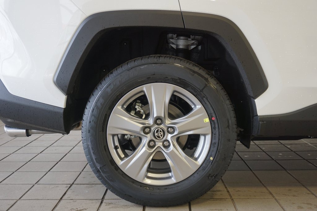 New 2025 Toyota RAV4 XLE image 34