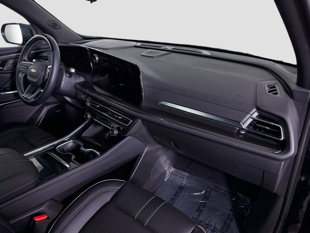 Certified 2025 Chevrolet Traverse High Country w/ LPO, Floor Liner Package image 30