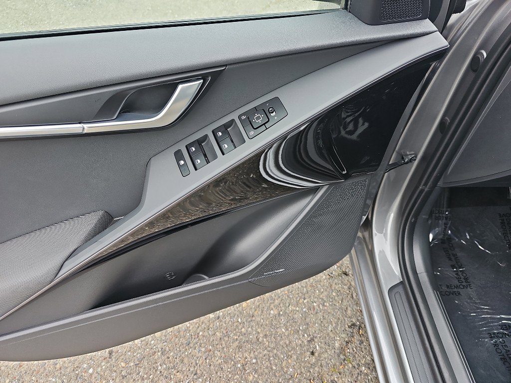 New 2026 Kia Sportage SX Prestige image 9