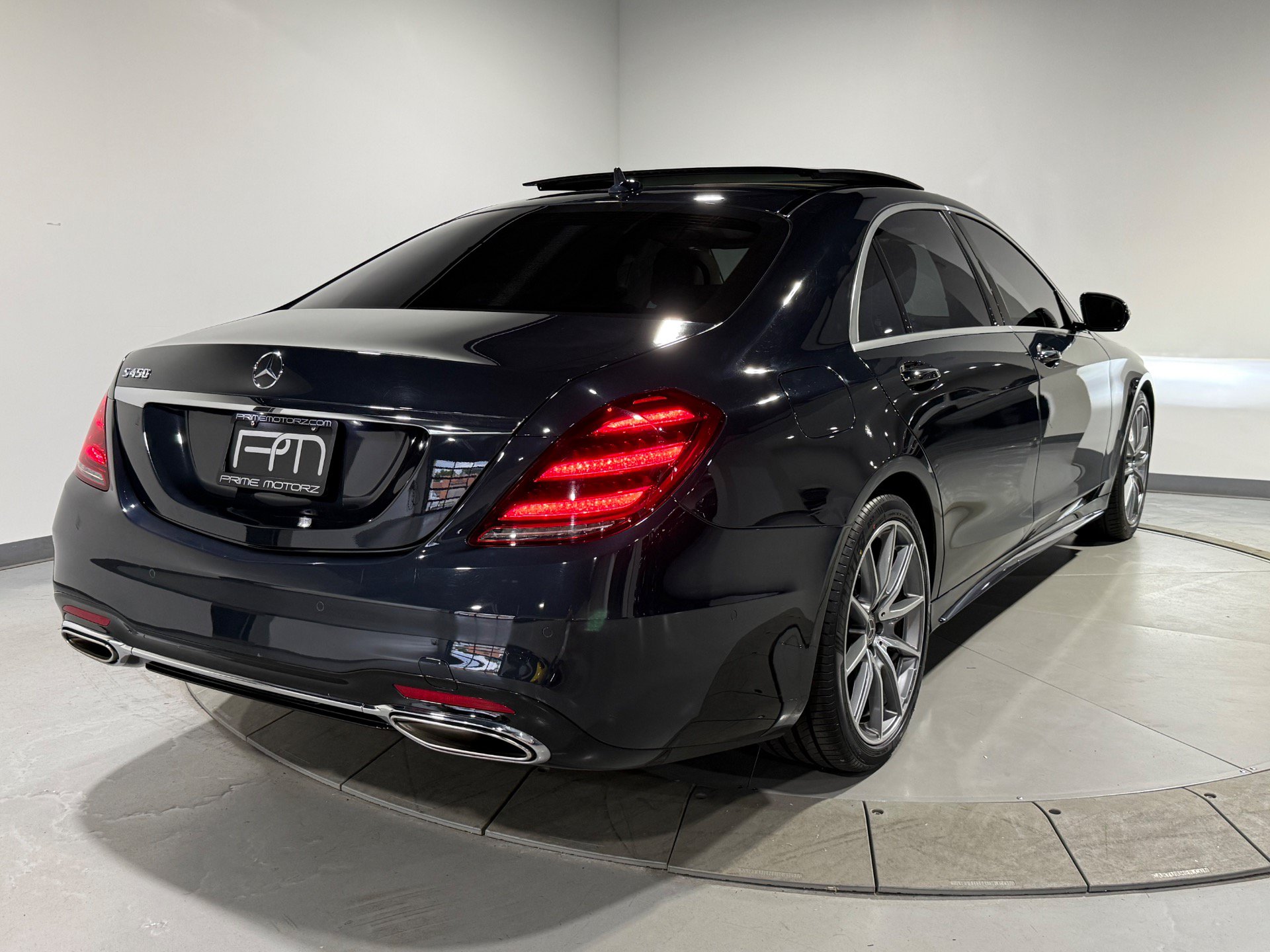 Used 2018 Mercedes-Benz S 450 Sedan image 12
