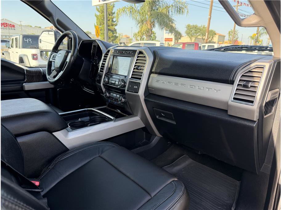 Used 2017 Ford F350 Lariat w/ Lariat Ultimate Package AWD/4WD image 10