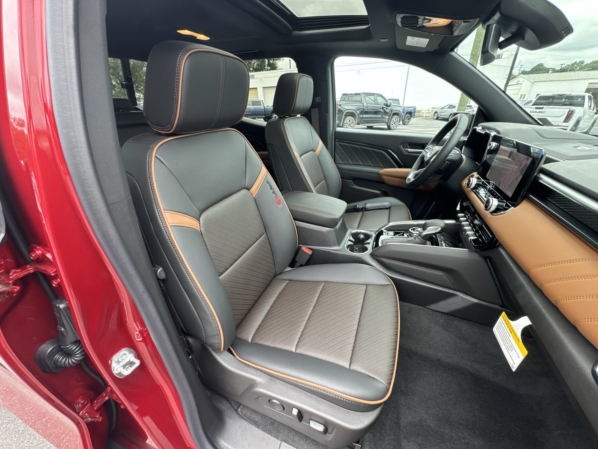 New 2026 GMC Canyon AT4 w/ Technology Plus Package AWD/4WD image 26
