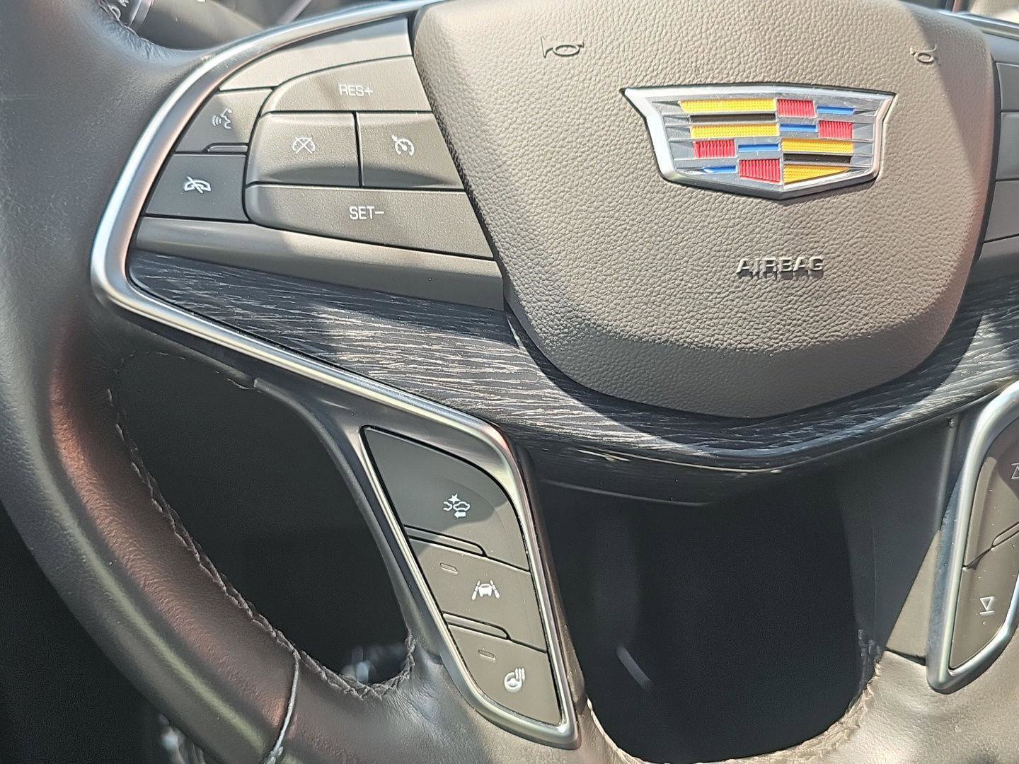 Certified 2023 Cadillac XT5 Premium Luxury AWD/4WD image 22