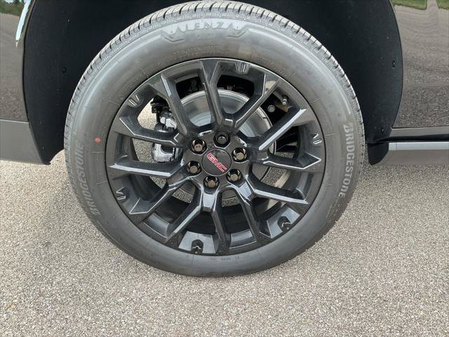 New 2026 GMC Yukon XL Denali w/ Sun & Power Step Package AWD/4WD image 18