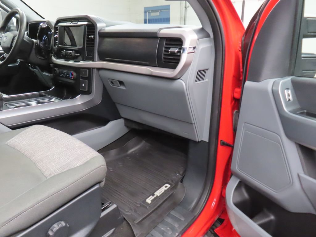 Used 2023 Ford F150 XLT w/ XTR Package image 31