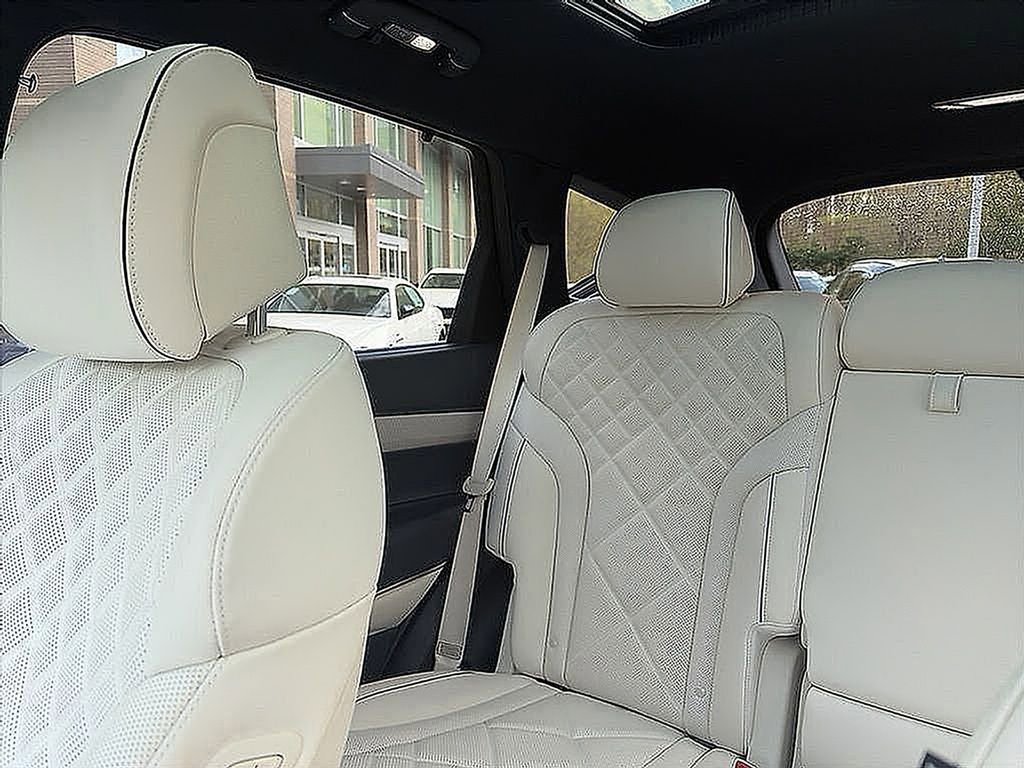 Certified 2025 Genesis GV80 3.5T Prestige image 9