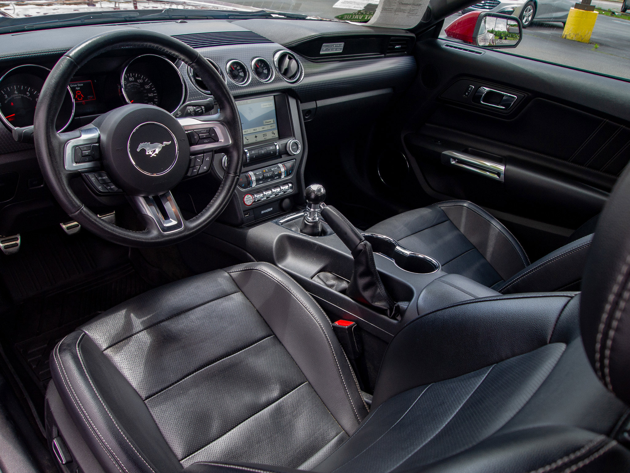Used 2017 Ford Mustang GT Premium w/ GT Performance Package RWD image 26
