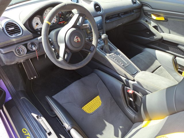 Certified 2025 Porsche 718 Cayman GT4 RS image 4