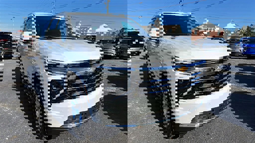 New 2026 Chevrolet Tahoe LT image 3