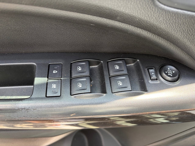 Used 2016 GMC Canyon SLT w/ Trailering Package RWD image 9