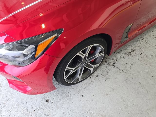 Used 2021 Kia Stinger GT2 image 9
