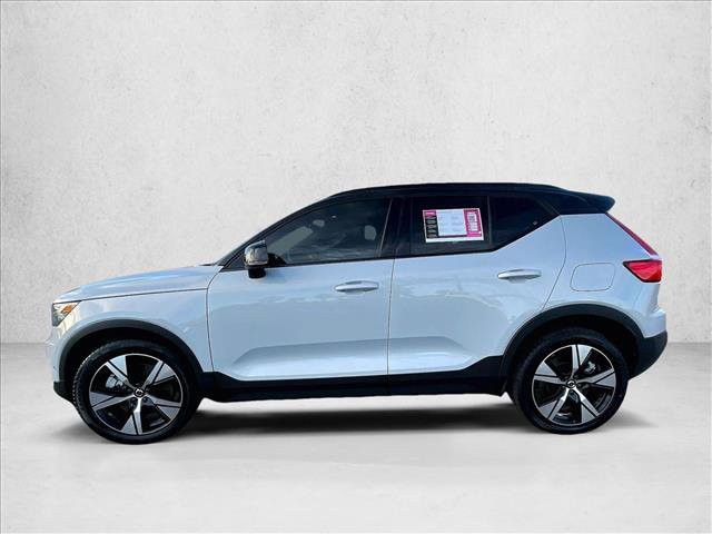 Used 2022 Volvo XC40 P8 Recharge Plus image 6