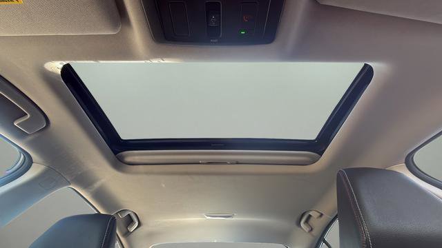 Used 2024 Nissan Altima 2.5 SR w/ SR Premium Package image 23