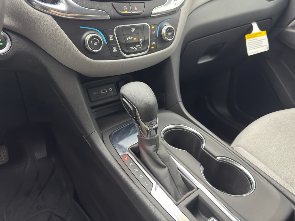 Used 2024 Chevrolet Equinox LS w/ LPO, Floor Liner Package FWD image 25