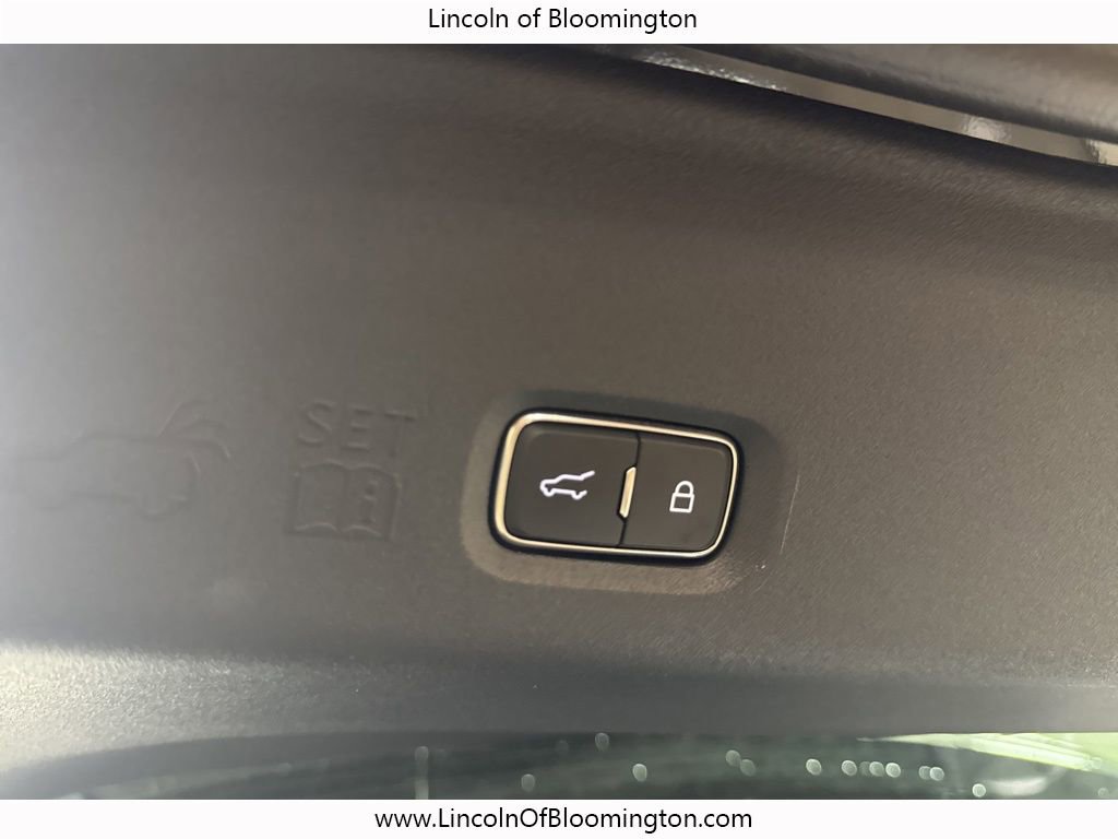 New 2025 Lincoln Navigator L Reserve w/ Jet Appearance Package image 73