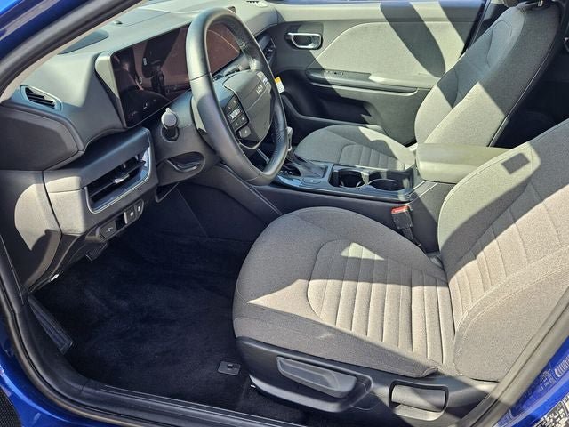 Used 2025 Kia K4 EX FWD image 17