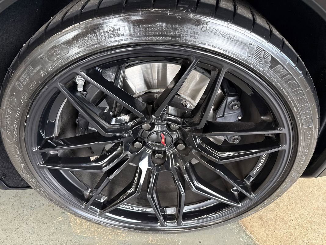 Used 2025 Chevrolet Corvette Z06 image 43
