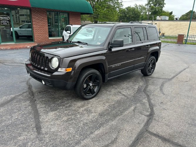 Used 2014 Jeep Patriot Limited w/ Sun/Sound Group